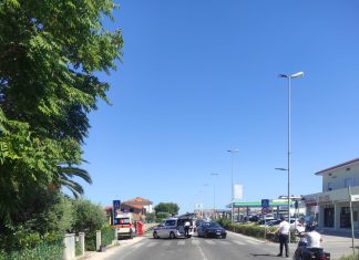 Fano: scontro auto-moto sull’Adriatica Sud, feriti due diciassettenni di Marotta