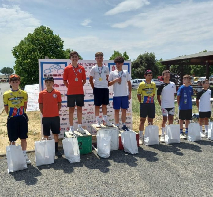 podio Esordienti 2° Anno SCD Alma Juventus