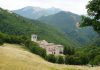 Un nuovo cammino tra storia e spiritualità nel cuore delle Marche: nasce il “Sentiero delle Stelle Amiche” a Frontone