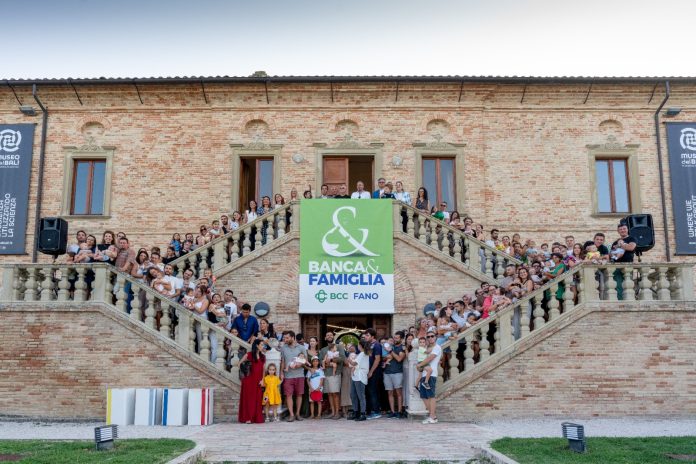 Foto di gruppo Banca & Famiglia 2024 small