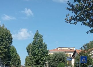 Fano, donna di 69 anni urtata da un’automobile mentre attraversava viale Gramsci