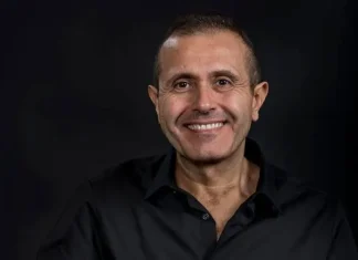 “Canzoni per Anime Consapevoli e Umane Genti” è il nuovo album del fanese Marco Sanchioni