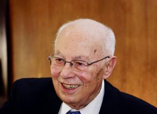 Carrabs (AVS) insieme all’opposizione urbinate: mozione per la cittadinanza onoraria postuma al Prof. Gustavo Pansini