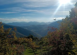 Acqua e zolfo, racconti di territori