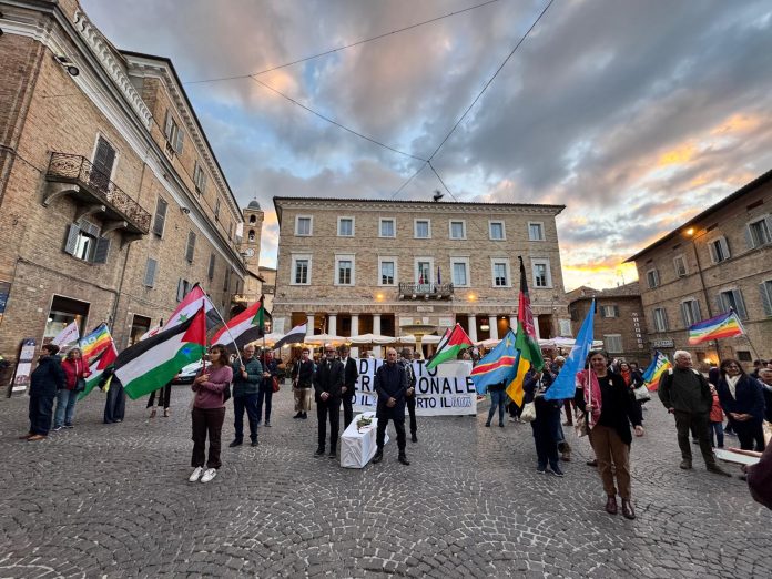 Manifestazione Urbino del 15-10