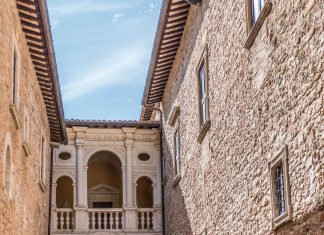 Il 29 e 30 novembre Truffle&Bubbles 2025 al Castello Brancaleoni di Piobbico