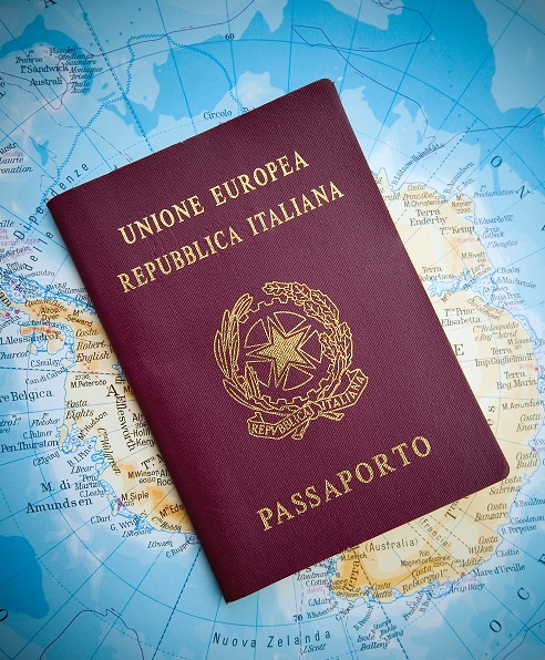Italian passport