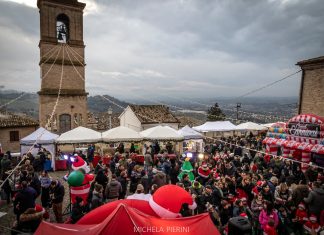 Montemaggiore al Metauro si trasforma nel paese dei bambini con “Natale nel Castello”