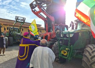 A Montefelcino la Giornata del Ringraziamento 2025: Coldiretti Pesaro Urbino celebra la benedizione delle campagne e dei trattori