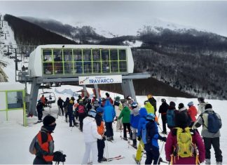 Sul Monte Catria nel week-end si scia. E tornano gli Après-ski