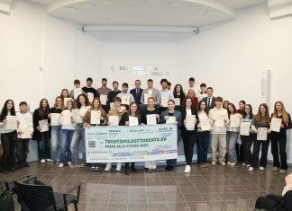 Settanta studenti omaggiati dalla BCC di Pergola e Corinaldo con i premi di studio