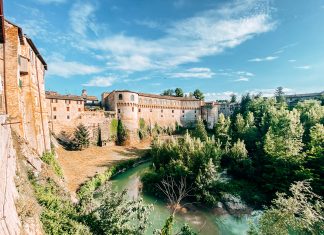 Biblioteca di Urbania: cuore culturale della città