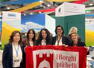 Pacchetti turistici e collegamenti costa-entroterra-Aeroporto: alla Bit le novità dell’Itinerario della Bellezza