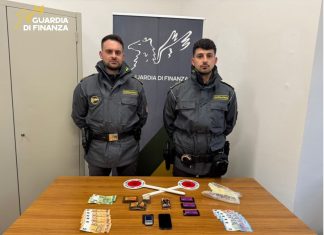 GdF Pesaro e Urbino: sequestrati 500 grammi di hashish. A Canavaccio arrestato 21enne residente a Fermignano