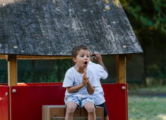 Stop al bullismo: nei Centri Estivi Jump un programma specifico per imparare a gestire le emozioni e promuovere l’empatia