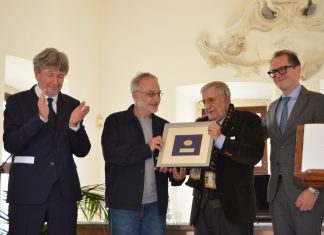 Stefano Mancuso riceve il premio Costanzo Felici a Piobbico