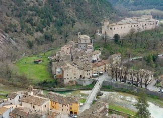 A Piobbico rinasce dopo 500 anni l’Ortale di Costanzo Felici, tenuto a battesimo da Stefano Mancuso