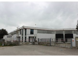 Montefelcino, il 16enne precipitato dal tetto non è in pericolo di vita