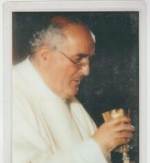 Calcinelli, lapide commemorativa per don Giulio Polverari. La storia di un grande parroco