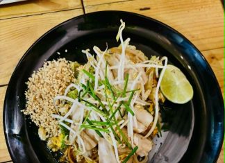 Al Surin, Ristorante Thailandese di Baia Flaminia a Pesaro è arrivata la carne di coccodrillo!