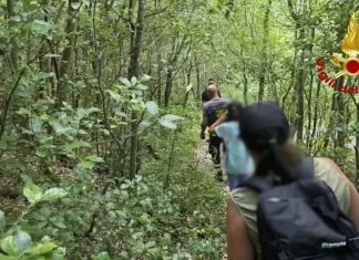 Mamma e figlia si perdono su un sentiero tra Piobbico e Apecchio, operatori del soccorso alpino e vigili del fuoco le ritrovano