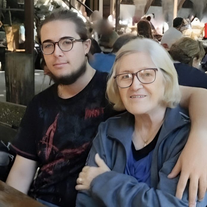 Riccarado con la nonna