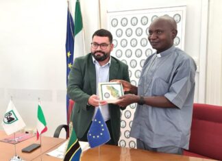 Il Vicepresidente del Consiglio regionale, Giacomo Rossi, ha incontrato il Vescovo della Diocesi di Bagamoyo (Tanzania)