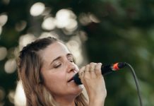 Fossombrone, Katia Piersanti: “Il mio canto per regalare energia, sorrisi e voglia di vivere”