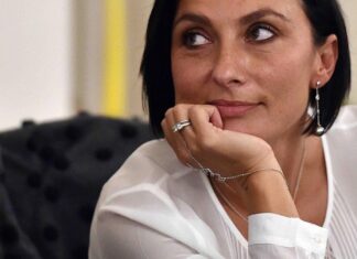 Si racconta Alessia Morani: “La passione per la politica la respiro da quando ero ragazzina. Oggi continuo il mio impegno professionale nel mondo del diritto”