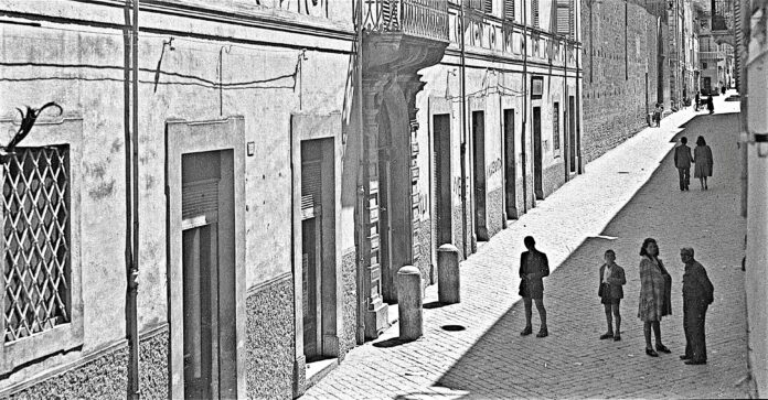 Corso-XX-Settembre-Part-all_altezza-del-Palazzo-Episcopale-Prima-metà-900