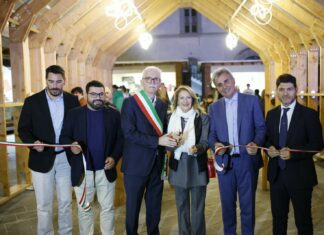 La 63esima Mostra del Tartufo Bianco di Sant’Angelo in Vado parte col pienone e una frittata da 1000 uova