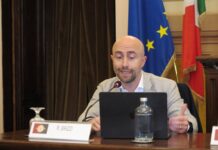 Dai partiti alla televisione: focus sugli anni Ottanta a ‘Raccontare il tempo’ a San Costanzo